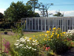 [Photograph of Q's Cat Motel to be shown on gift card]